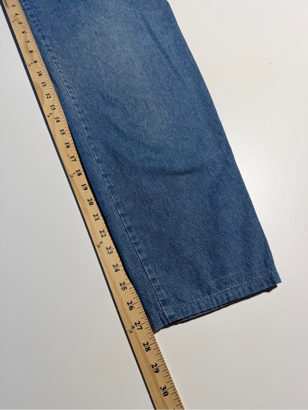Vintage Levi’s Sportswear Pleated Denim Trousers Womens US10 W28 Light Wash - Picture 8 of 9